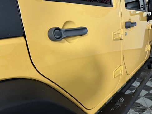 Used 2014 Jeep Wrangler Unlimited Sport w/ Quick Order Package 24S AWD/4WD image 26