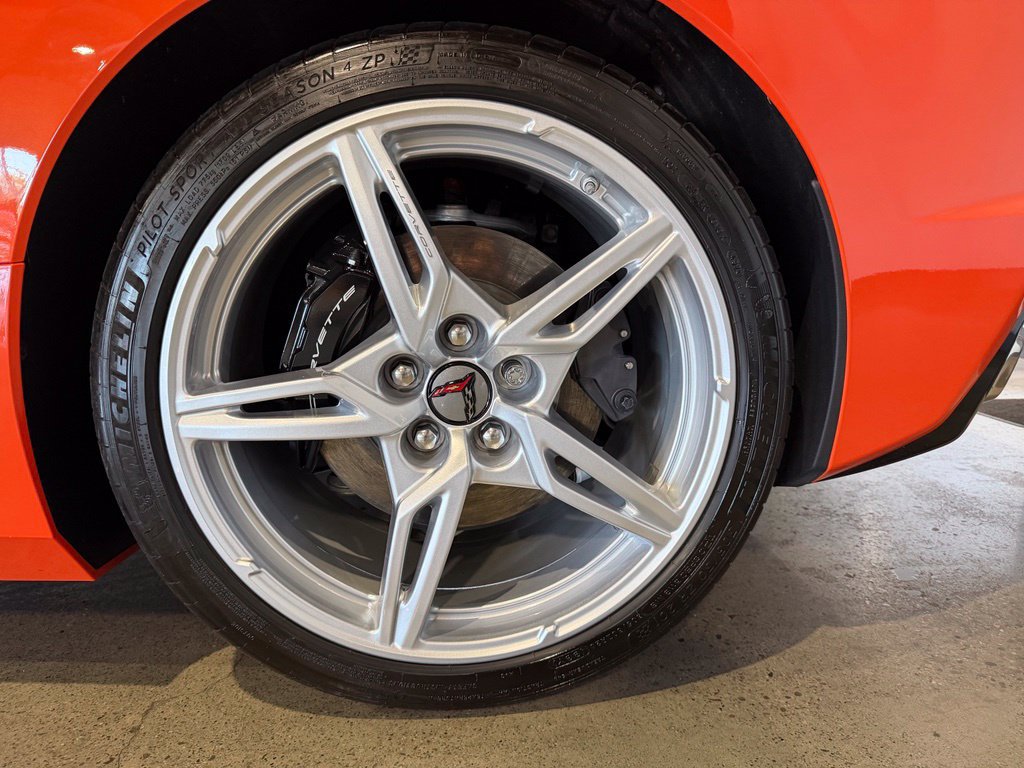 Used 2021 Chevrolet Corvette Stingray Preferred Cpe w/ Battery Protection Package RWD image 22