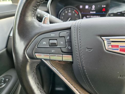 Certified 2023 Cadillac XT6 Sport w/ Platinum Package AWD/4WD image 11