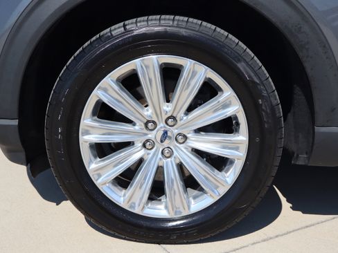 Used 2022 Ford Explorer Limited w/ Hybrid Equipment Group 310A image 34