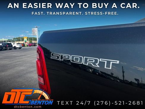 Used 2022 RAM 1500 Laramie AWD/4WD image 33