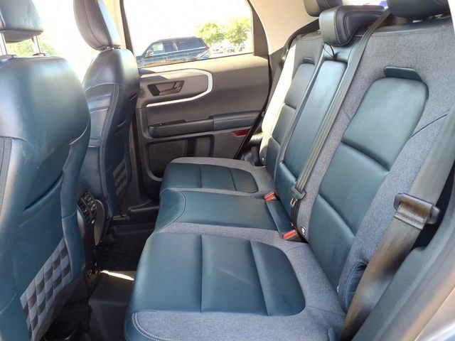 Used 2024 Ford Bronco Sport Outer Banks w/ Tech Package AWD/4WD image 14