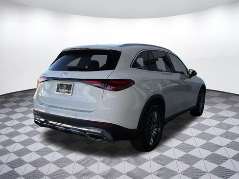 Certified 2026 Mercedes-Benz GLC 300 image 9