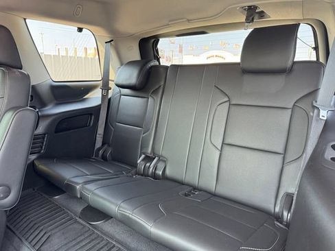 Used 2019 Chevrolet Tahoe Premier AWD/4WD image 16