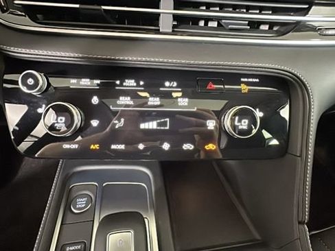 Used 2025 INFINITI QX60 Pure AWD/4WD image 23