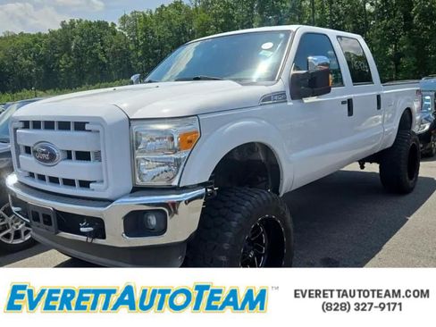 Used 2014 Ford F250 XLT w/ XLT Premium Package AWD/4WD image 1