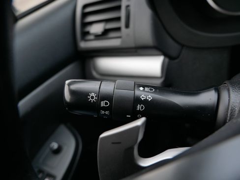 Used 2013 Subaru Crosstrek 2.0i Premium image 29