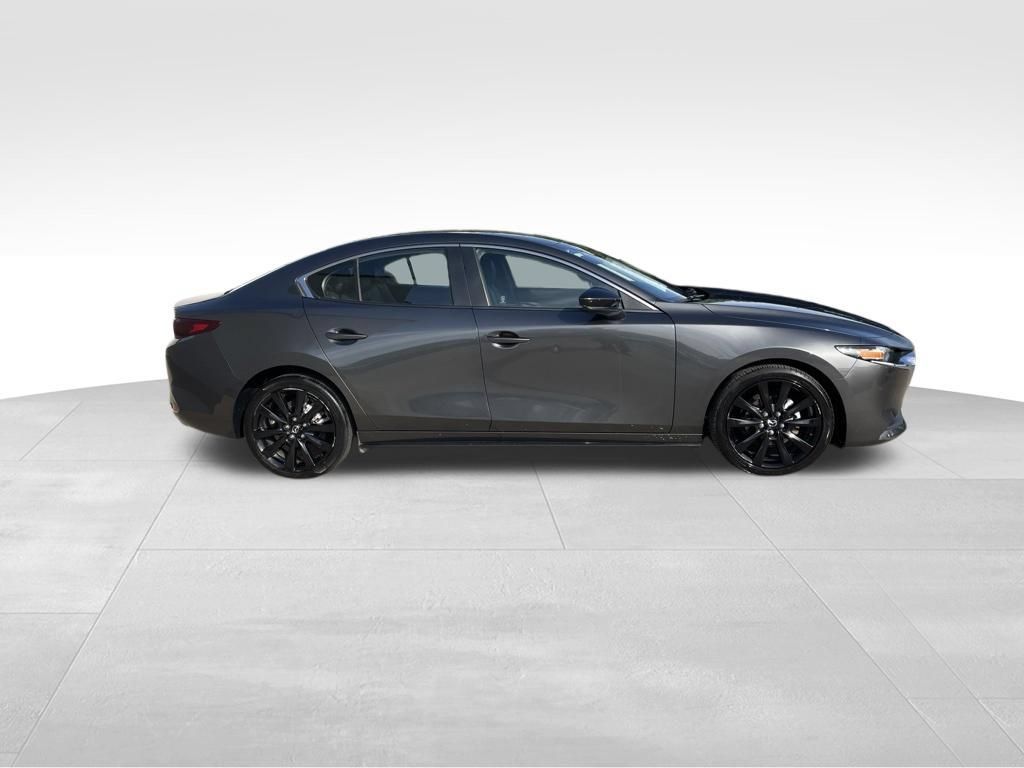Used 2024 MAZDA MAZDA3 s FWD image 4