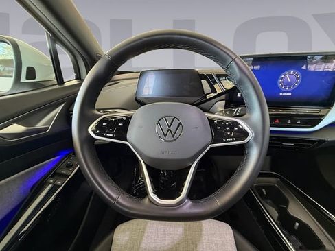 Used 2023 Volkswagen ID.4 2WD image 13