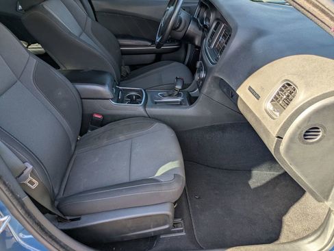 Used 2020 Dodge Charger SXT image 29