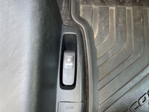 Used 2017 Honda Accord Touring image 18