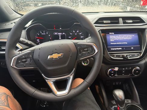 Used 2021 Chevrolet TrailBlazer ACTIV w/ Convenience Package FWD image 14