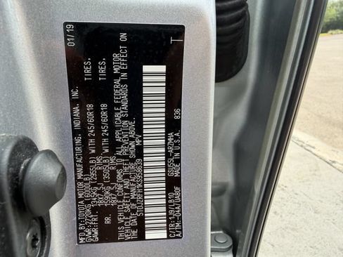 Used 2019 Toyota Highlander XLE AWD/4WD image 31