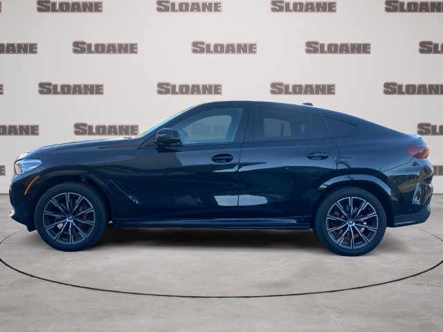 Used 2022 BMW X6 xDrive40i w/ M Sport Package AWD/4WD image 2
