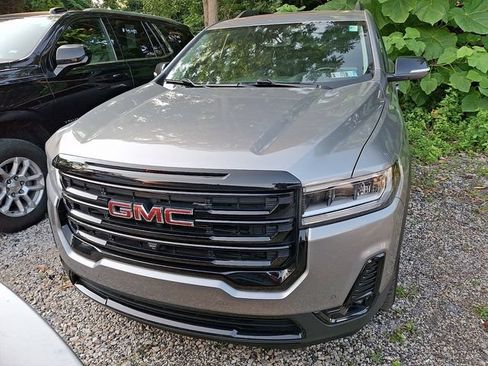 Used 2023 GMC Acadia SLT w/ Elevation Edition AWD/4WD image 2