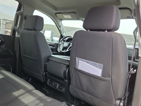 Used 2024 Chevrolet Silverado 3500 LT w/ Convenience Package image 16