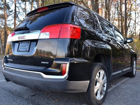 Used 2017 GMC Terrain SLT image 6