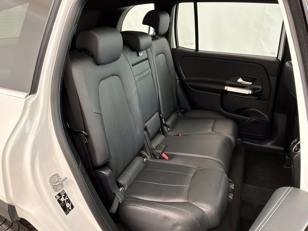 Used 2023 Mercedes-Benz GLB 250 image 28