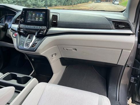 Used 2019 Honda Odyssey EX image 37