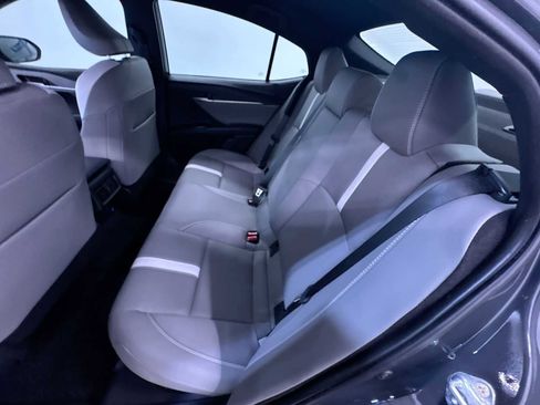 Used 2025 Toyota Camry SE w/ Convenience Package image 35