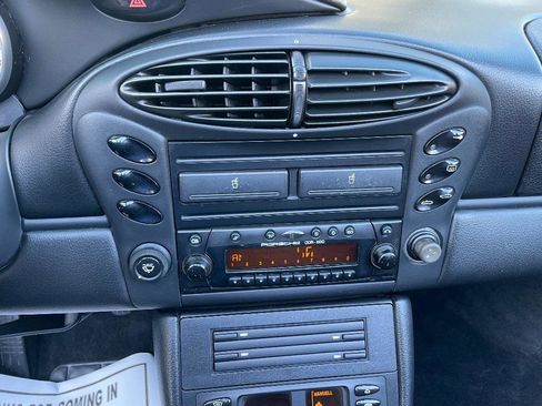 Used 2001 Porsche Boxster S image 23