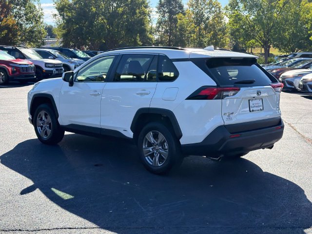 Used 2023 Toyota RAV4 LE AWD/4WD image 6