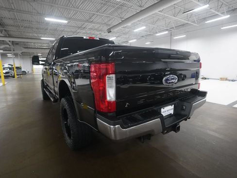 Used 2018 Ford F250 XLT w/ Snow Plow Prep Package AWD/4WD image 32