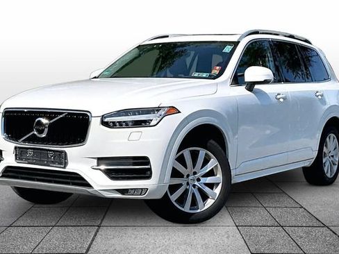 Used 2016 Volvo XC90 T6 Momentum AWD/4WD image 2