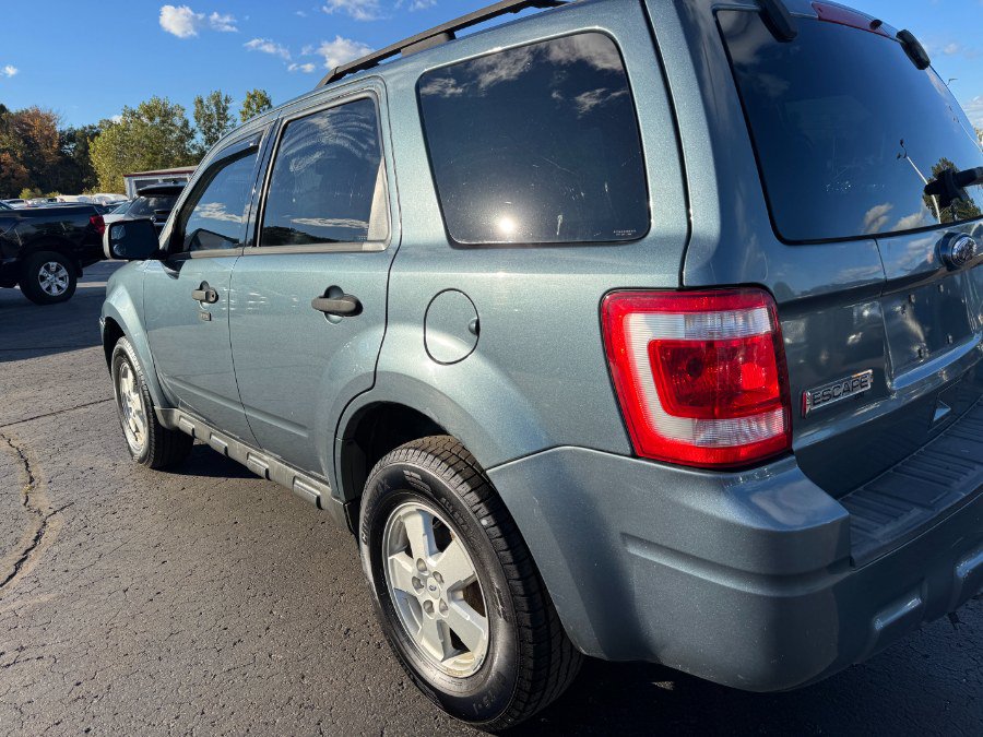 Used 2010 Ford Escape XLT FWD image 10