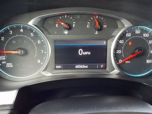 Used 2023 Chevrolet Traverse LT AWD/4WD image 26
