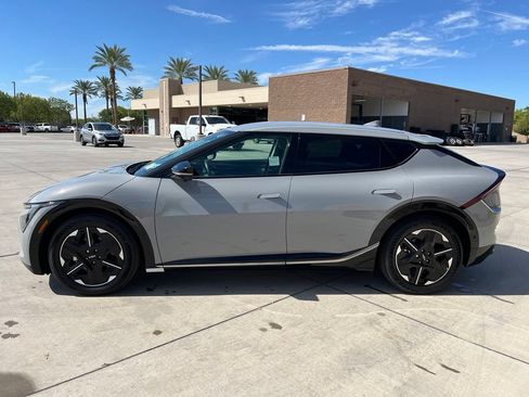 Used 2025 Kia EV6 Wind RWD image 10