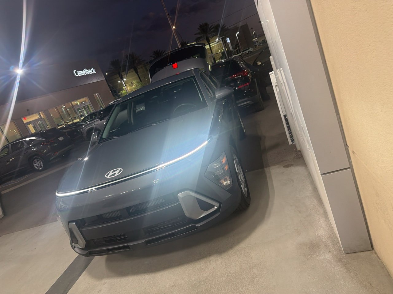 Used 2025 Hyundai Kona SE FWD image 3