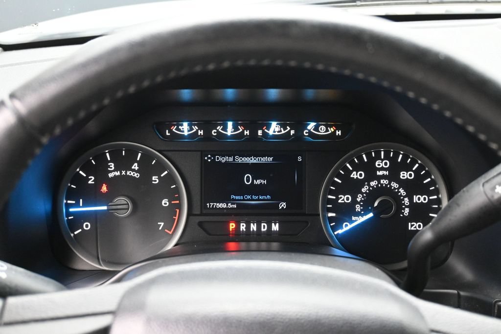 Used 2018 Ford F150 XLT w/ Equipment Group 302A Luxury AWD/4WD image 11