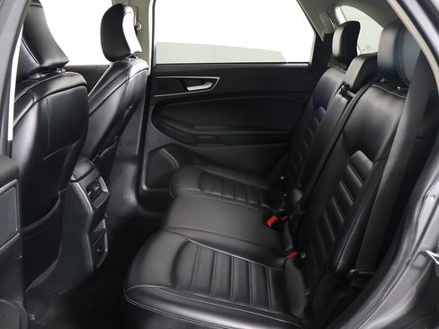 Used 2024 Ford Edge SEL image 29