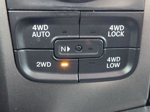 Used 2015 RAM 1500 Sport w/ Black Ram 1500 Sport Group image 32