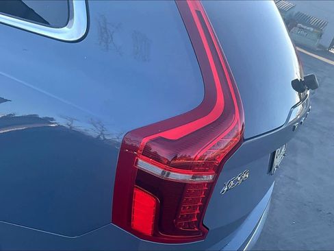 Used 2023 Volvo XC90 T8 Plus image 33