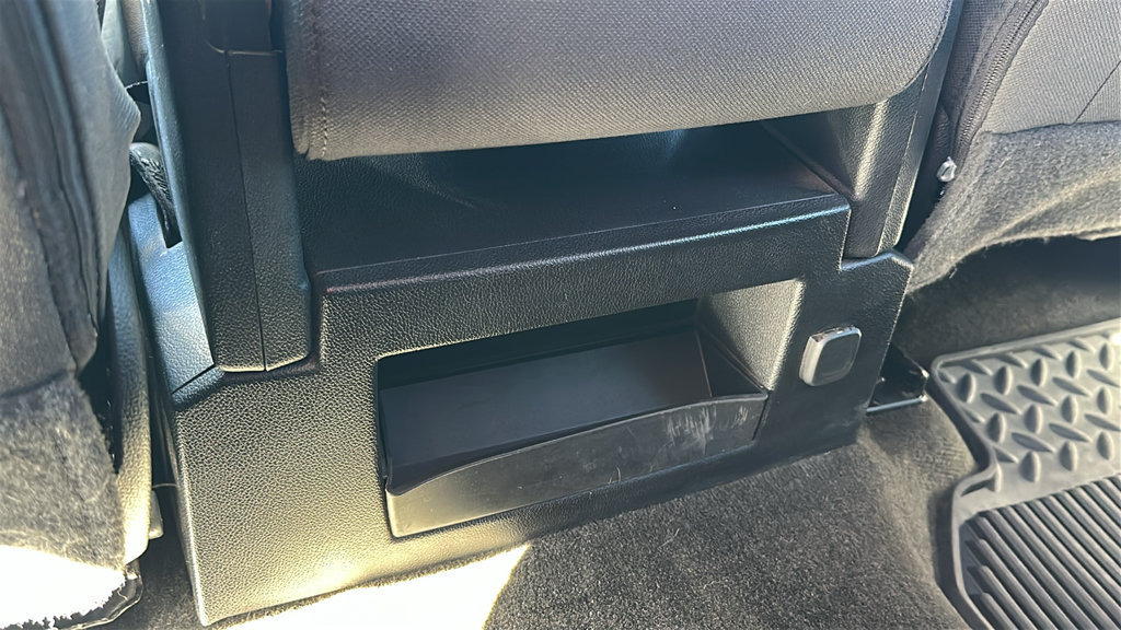 Used 2018 Chevrolet Silverado 1500 LT w/ All Star Edition AWD/4WD image 29