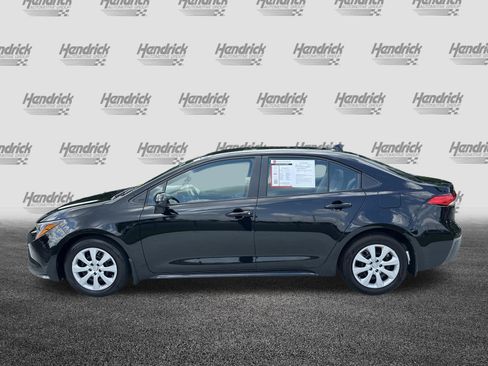 Certified 2025 Toyota Corolla LE FWD image 7