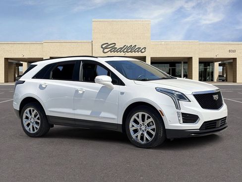 Used 2020 Cadillac XT5 Sportv w/ Platinum Package AWD/4WD image 3