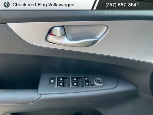 Used 2023 Kia Forte LXS w/ LXS Technology Package FWD image 13