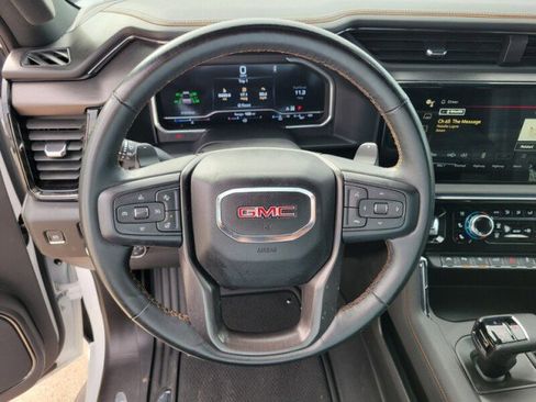 Used 2024 GMC Sierra 1500 AT4 w/ Technology Package image 12