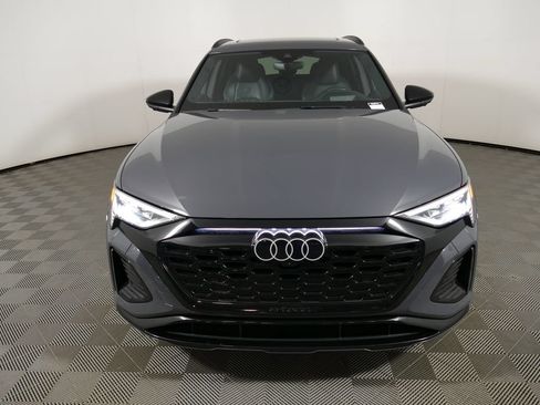 Used 2024 Audi Q8 e-tron Prestige AWD/4WD image 8