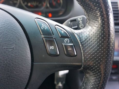 Used 2005 BMW 330Ci Convertible image 7