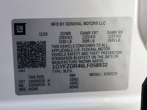 Used 2020 Cadillac XT4 Premium Luxury w/ Enhanced Visibility Package image 27