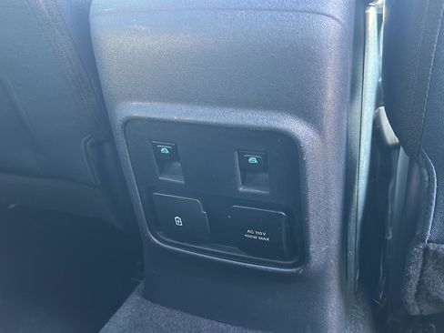 Used 2022 Ford Bronco Outer Banks image 17