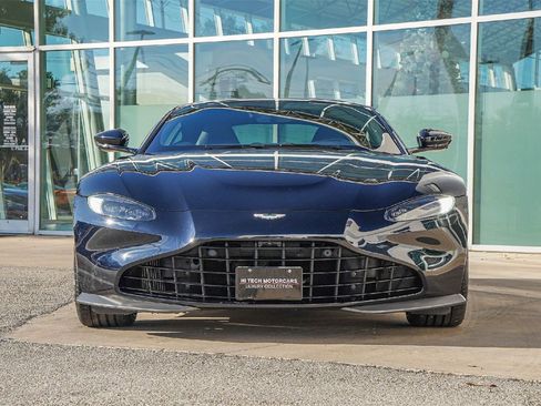 Used 2022 Aston Martin V8 Vantage Coupe image 8