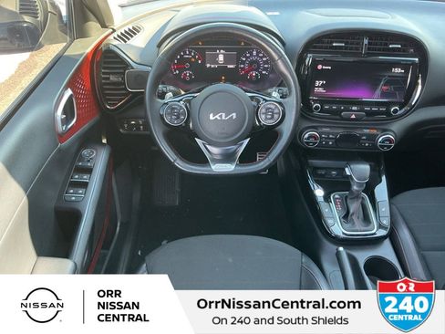 Used 2022 Kia Soul Turbo image 14