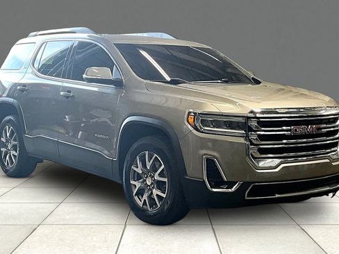Certified 2023 GMC Acadia SLT AWD/4WD image 10