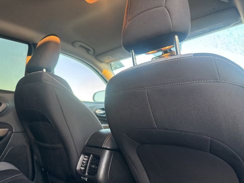 Used 2018 Jeep Cherokee Latitude w/ Altitude Package image 29