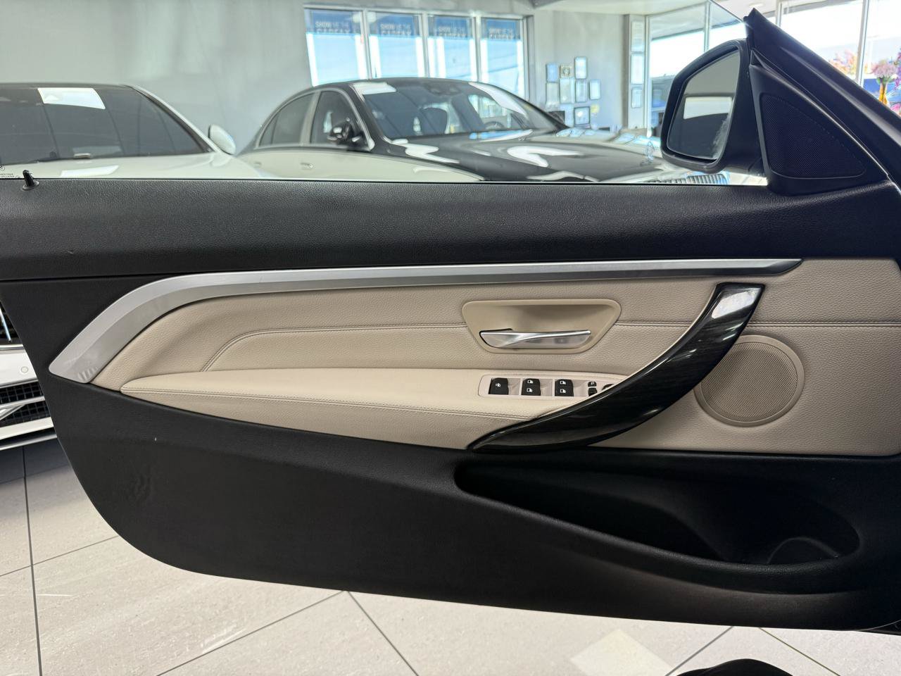 Used 2017 BMW 430i Convertible RWD image 9